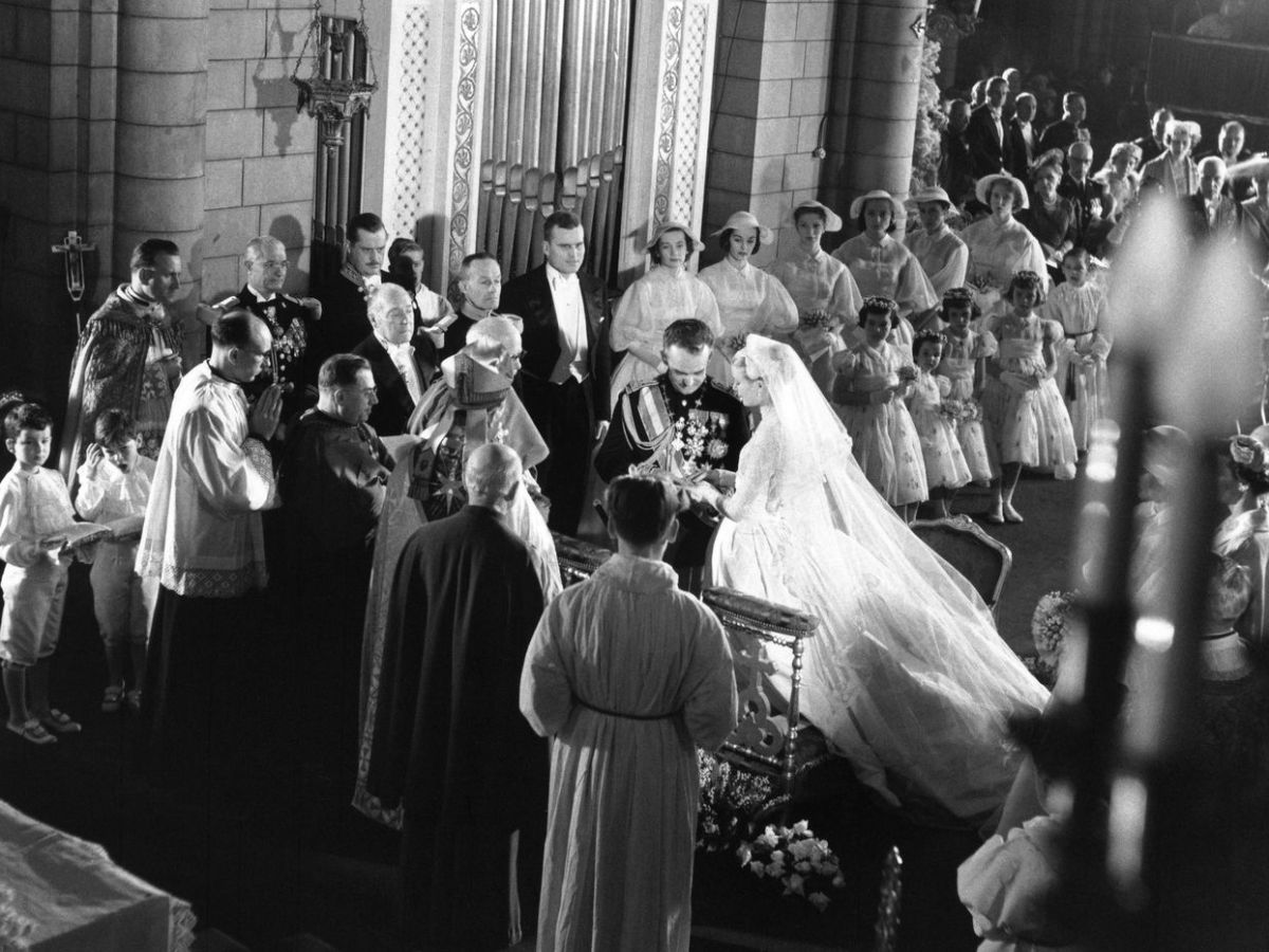 Projection d’images inédites du prince Rainier III et de son mariage avec Grace Kelly à Monaco